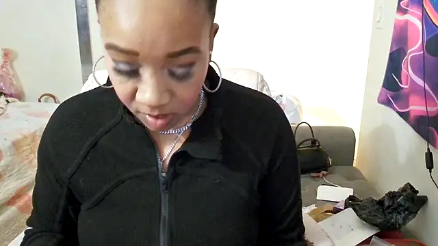 Snapshot of YasmineMinaj chatting on December 2025 12:51:01 AM YasmineMinaj online show from December 2025 12:51:01 AM