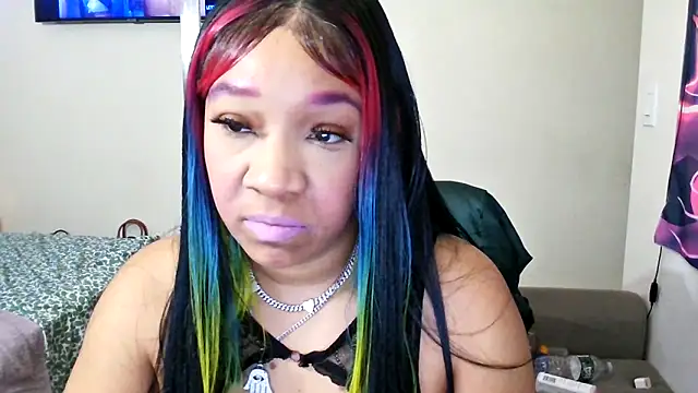 Snapshot of YasmineMinaj chatting on December 2025 08:48:01 PM YasmineMinaj online show from December 2025 08:48:01 PM