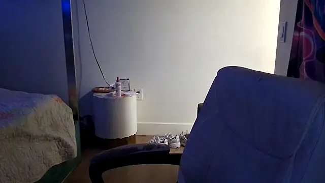 Snapshot of YasmineMinaj chatting on December 2025 12:12:02 PM YasmineMinaj online show from December 2025 12:12:02 PM