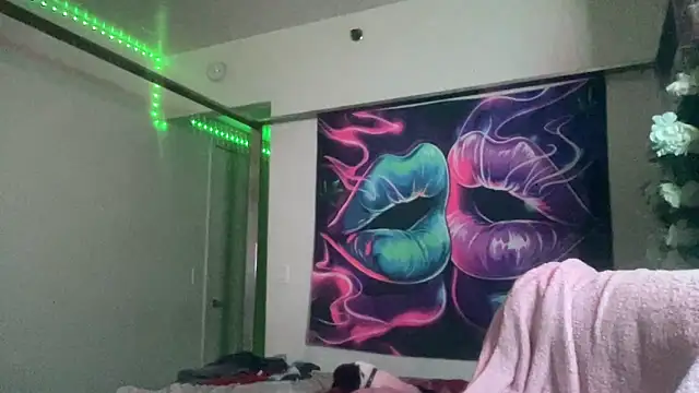 Snapshot of YasmineMinaj chatting on March 2026 04:40:01 AM YasmineMinaj online show from March 2026 04:40:01 AM