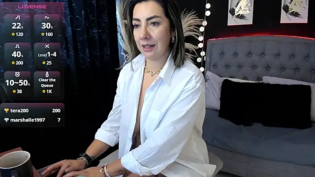 Isabella lt online show from February 2025 02:24:02 PM