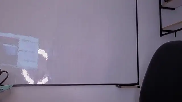 Isabella lt online show from February 2026 10:12:01 AM