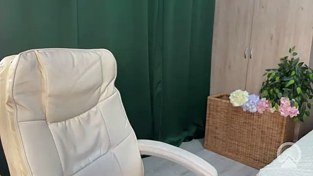 anita blairr online show from July 2026 01:57:01 AM