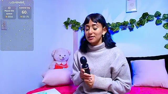 Snapshot of tati_cardenas chatting on September 2025 04:34:02 AM tati cardenas online show from September 2025 04:34:02 AM