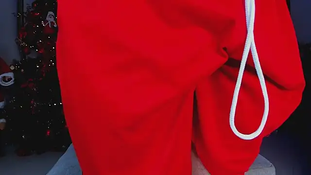 Snapshot of Paulwolf69 chatting on December 2024 03:11:02 AM Paulwolf69 online show from December 2024 03:11:02 AM