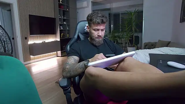 UbbeViking online show from January 2025 06:35:01 PM