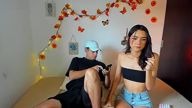 charlottte queen online show from September 2025 08:08:01 PM