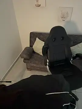 Snapshot of Megan_lu2 chatting on November 2025 04:01:02 AM Megan lu2 online show from November 2025 04:01:02 AM