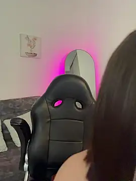 Snapshot of Megan_lu2 chatting on December 2025 05:13:01 AM Megan lu2 online show from December 2025 05:13:01 AM