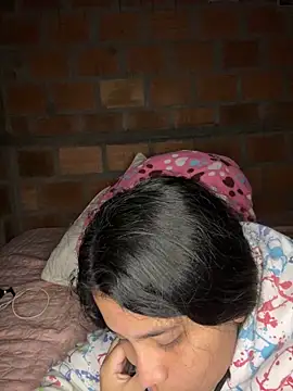 Snapshot of moncerrat_luna chatting on February 2025 01:11:02 PM moncerrat luna online show from February 2025 01:11:02 PM