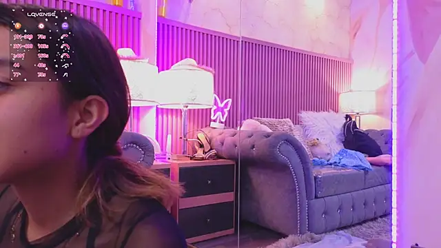 Emiily Scott1 online show from January 2025 12:58:02 PM