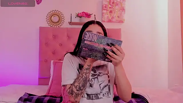 aliice walker  online show from December 2024 12:27:02 PM