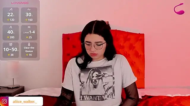 aliice walker  online show from December 2024 01:03:01 PM