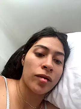 Sophie  Foxxx online show from September 2025 04:42:02 PM