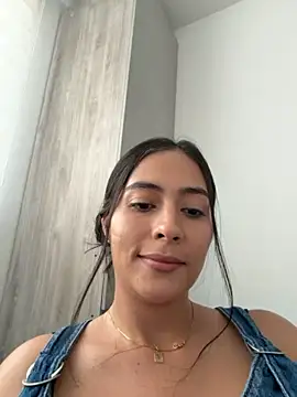 Sophie  Foxxx online show from June 2026 09:53:02 PM
