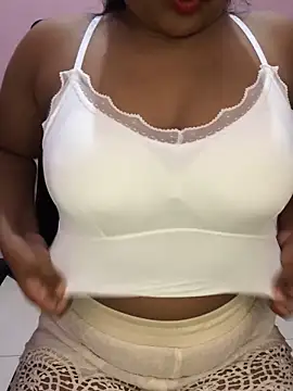 Snapshot of Rose_Olivia chatting on November 2025 03:55:01 PM Rose Olivia online show from November 2025 03:55:01 PM