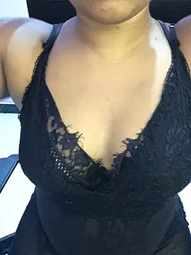 Rose Olivia online show from March 2026 04:12:02 PM