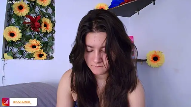 kisstarxxx online show from February 2026 03:18:01 AM