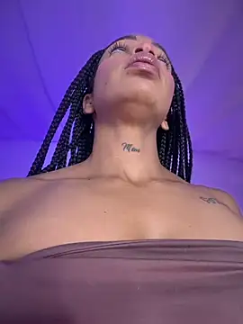Charly  online show from April 2026 08:25:02 PM