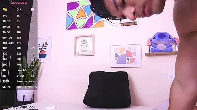 Snapshot of wild_col_ chatting on January 2025 11:35:01 PM wild col online show from January 2025 11:35:01 PM