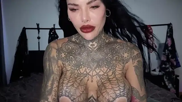 Snapshot of claudiacvc95 chatting on March 2026 07:15:01 AM claudiacvc95 online show from March 2026 07:15:01 AM