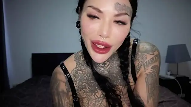 Snapshot of claudiacvc95 chatting on March 2026 07:01:01 AM claudiacvc95 online show from March 2026 07:01:01 AM