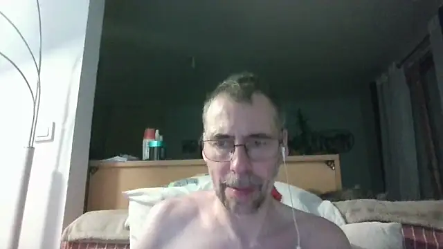 ptitcanard60600 online show from May 2026 10:37:01 PM