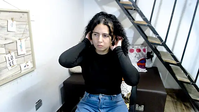 samantha baby  online show from February 2025 02:58:01 AM