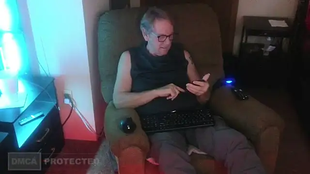 Lusty Kinks online show from December 2024 06:02:01 PM