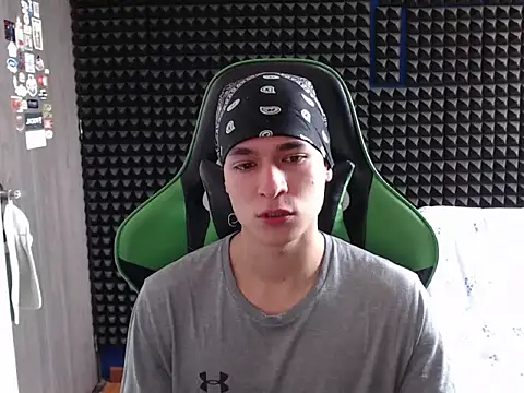 Curly Angel24 online show from December 2025 05:29:02 PM