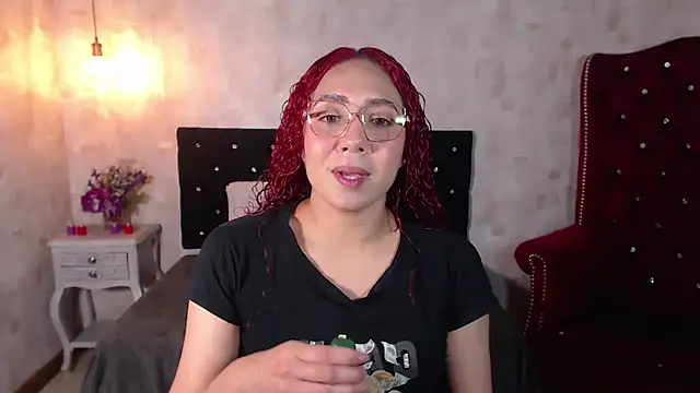 IsabelaLatina online show from July 2026 12:49:01 AM