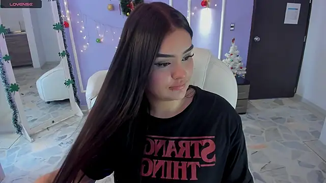 martinasaez online show from January 2025 05:59:02 PM