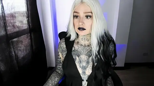 Anaii Gomez online show from October 2025 07:33:01 PM