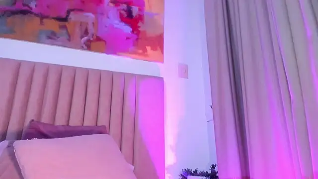 NoraDasilva online show from March 2025 02:05:01 AM