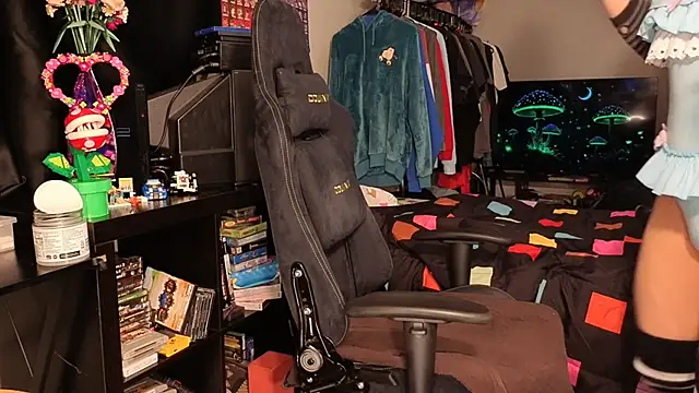 ShinyCherub online show from February 2025 10:00:01 AM