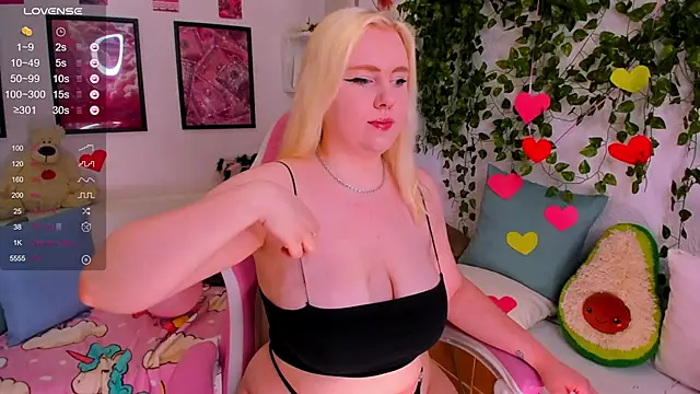 art lovee online show from March 2026 01:24:02 AM