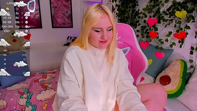 art lovee online show from March 2026 01:45:02 AM