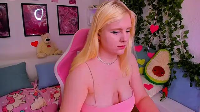 art lovee online show from March 2026 01:40:02 AM