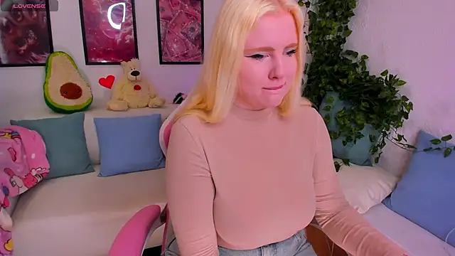 art lovee online show from April 2026 12:05:02 AM