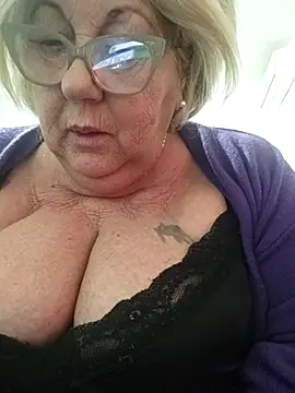 Merilulla online show from February 2025 01:48:02 AM