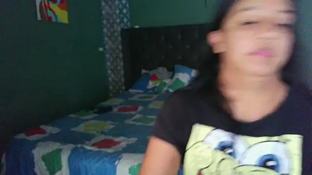 almaswan1 online show from October 2025 05:35:02 PM