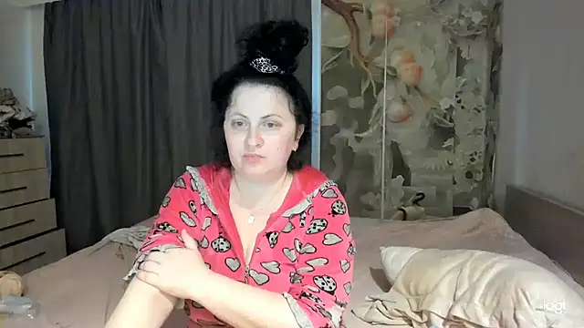 Lillian2 online show from July 2026 02:32:02 PM