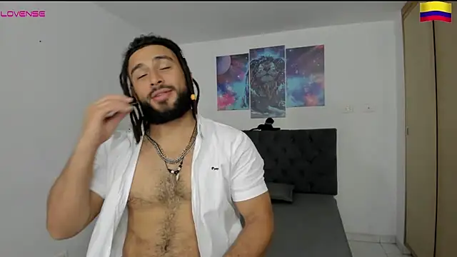 Snapshot of Louis_marley__ chatting on December 2024 02:49:02 AM Louis marley online show from December 2024 02:49:02 AM