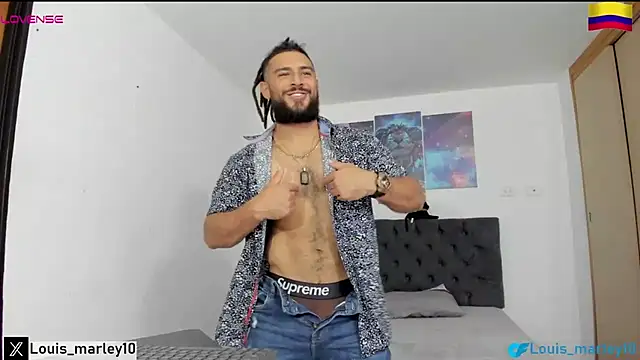 Snapshot of Louis_marley__ chatting on February 2025 10:28:02 PM Louis marley online show from February 2025 10:28:02 PM