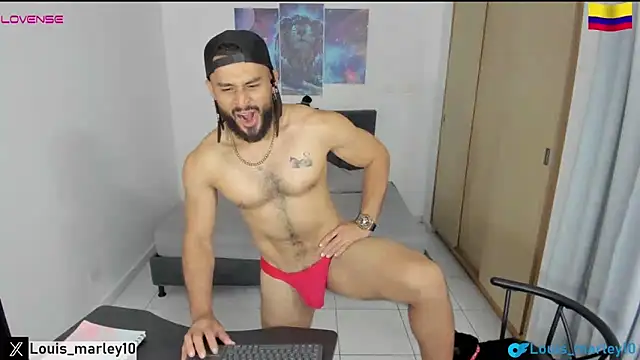 Snapshot of Louis_marley__ chatting on February 2025 04:18:02 AM Louis marley online show from February 2025 04:18:02 AM