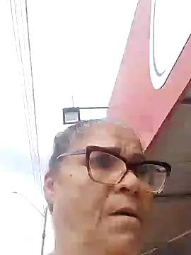 Snapshot of Delicy1 chatting on December 2024 01:10:01 PM Delicy1 online show from December 2024 01:10:01 PM