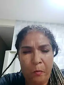 Snapshot of Delicy1 chatting on January 2025 02:11:02 AM Delicy1 online show from January 2025 02:11:02 AM