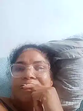 Snapshot of Delicy1 chatting on January 2025 08:11:02 PM Delicy1 online show from January 2025 08:11:02 PM