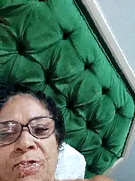 Snapshot of Delicy1 chatting on October 2025 11:00:01 AM Delicy1 online show from October 2025 11:00:01 AM