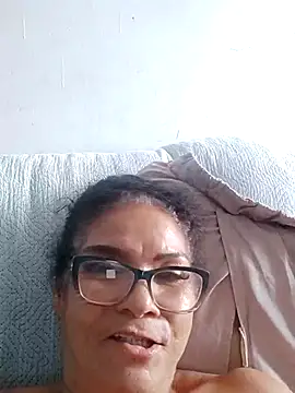 Snapshot of Delicy1 chatting on December 2025 12:21:01 PM Delicy1 online show from December 2025 12:21:01 PM